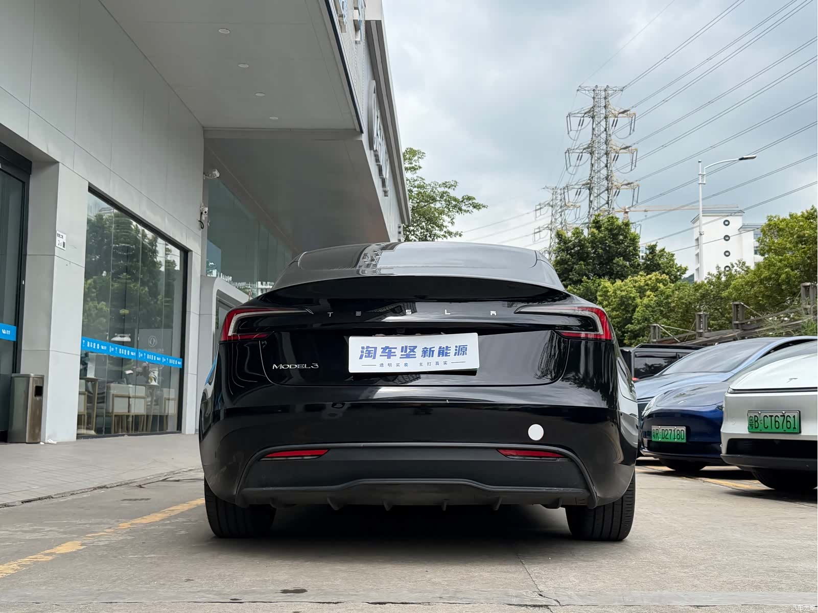 Tesla Model 3, 2024 4