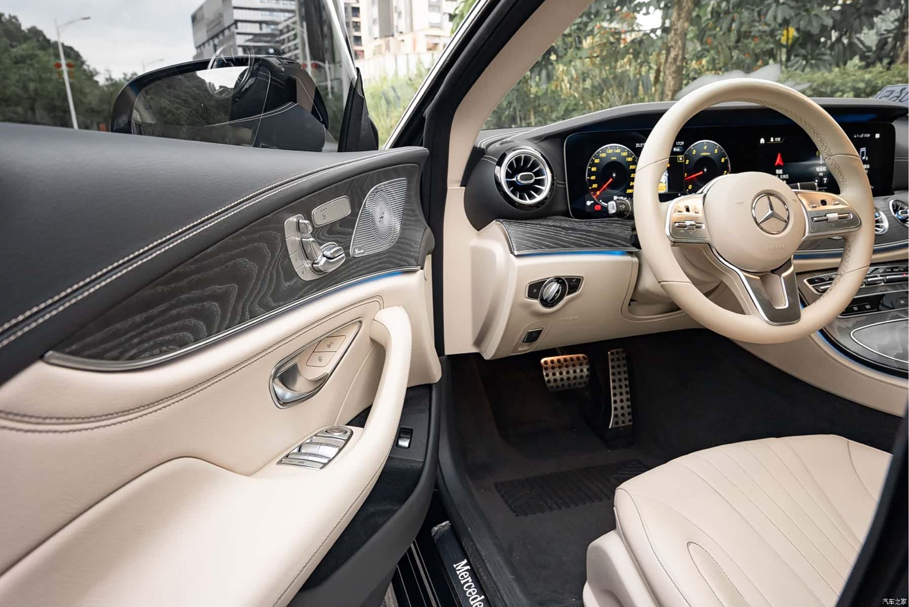 Mercedes-Benz CLS, 2021 11