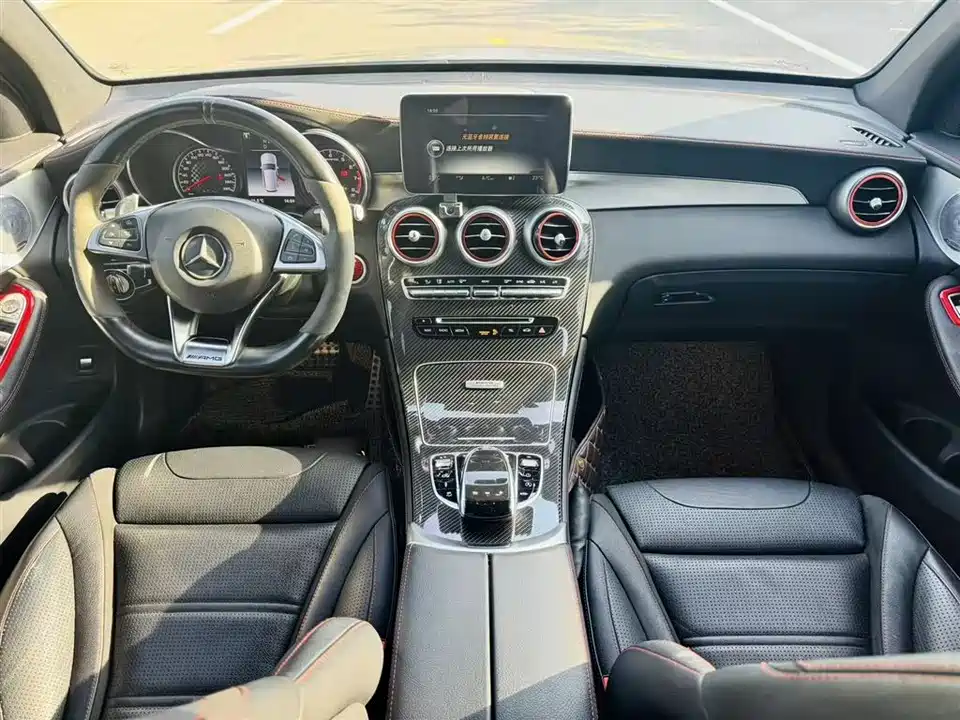 Mercedes-Benz GLC AMG