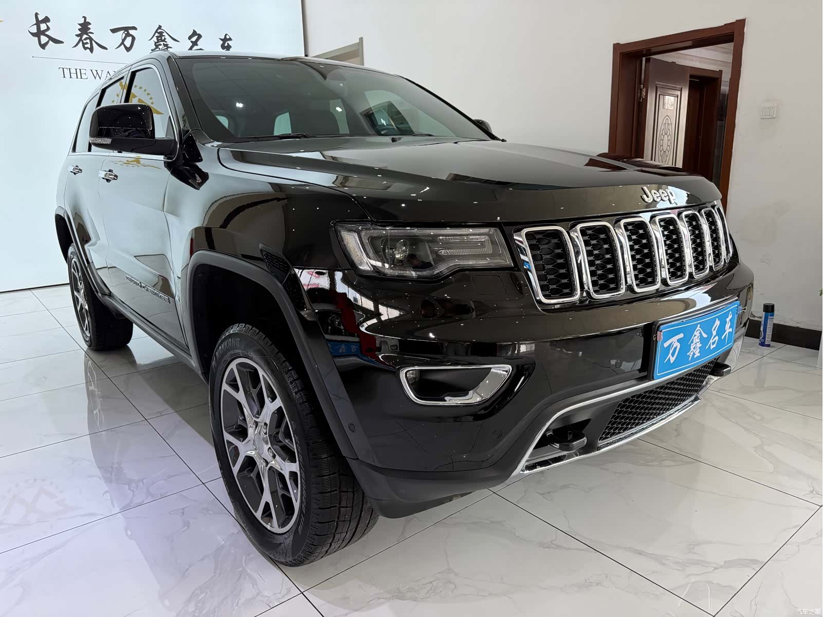 Jeep Grand Cherokee, 2022 3