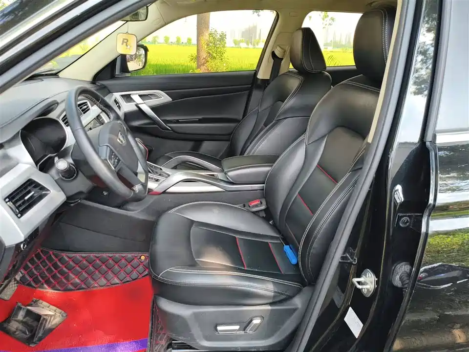Geely Atlas