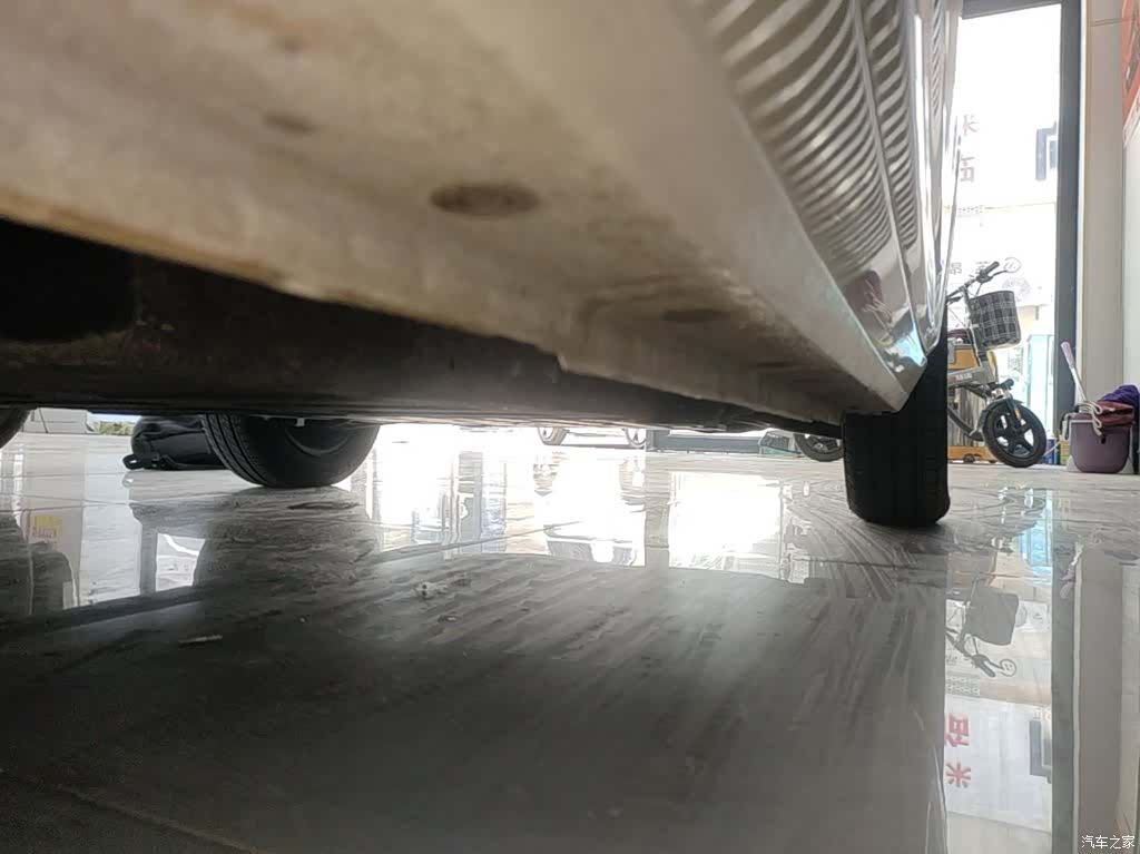 Geely Panda, 2025 21