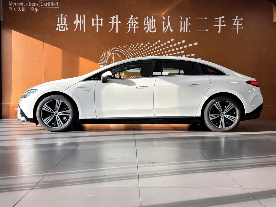 Mercedes-Benz EQE