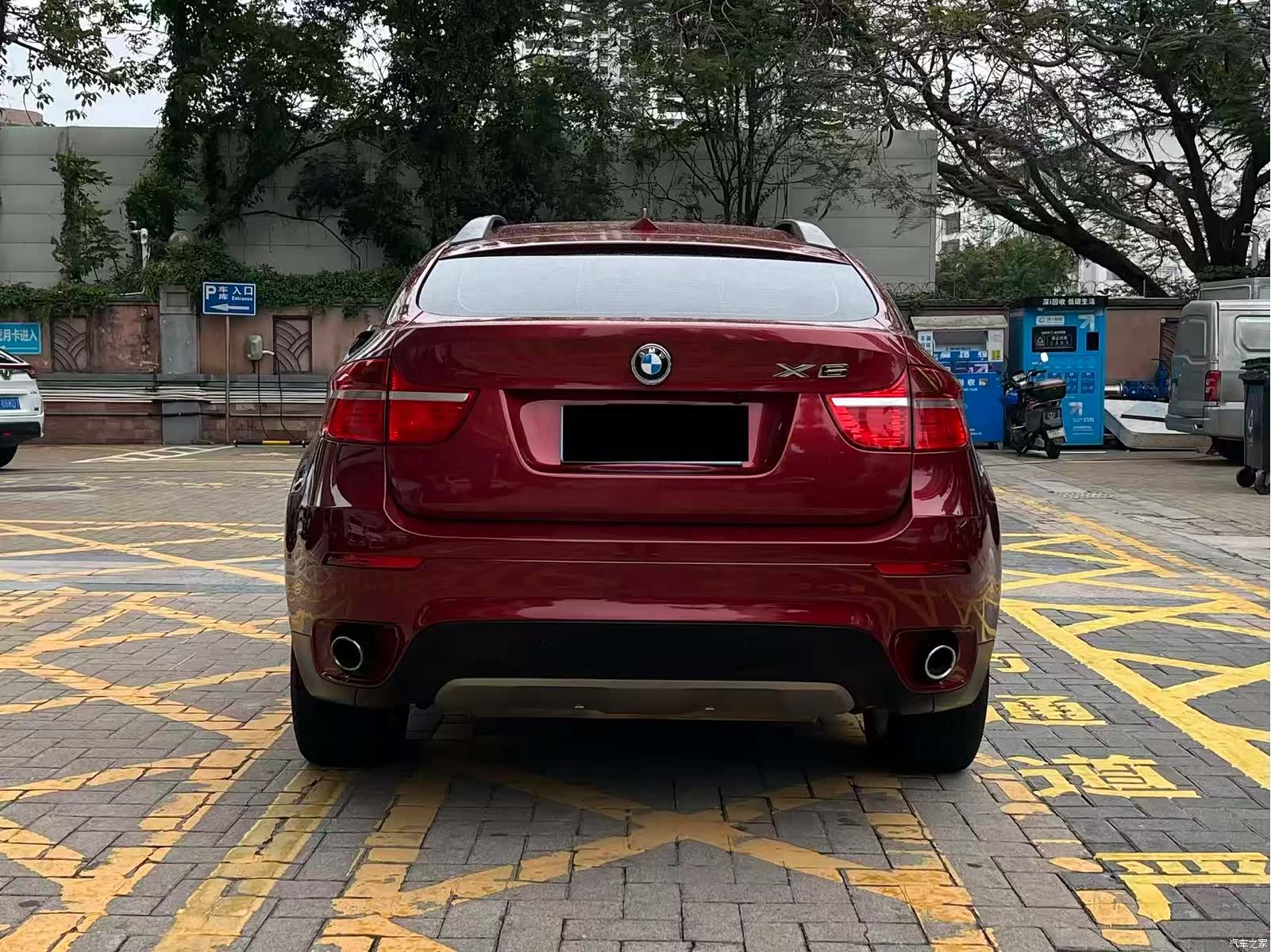 BMW X6, 2011 10