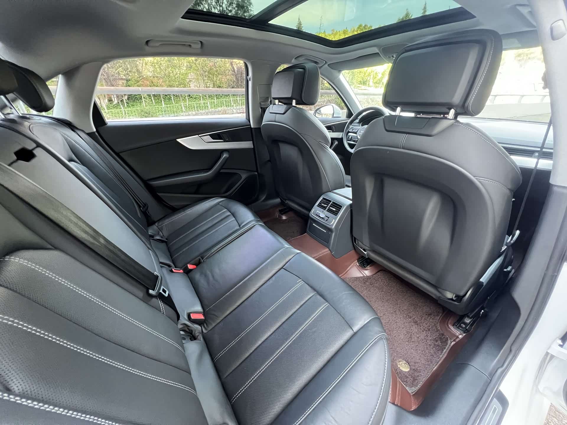 Audi A4L, 2022 25