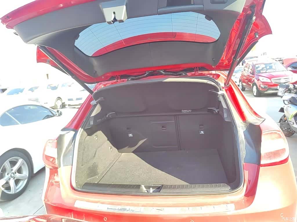Mercedes-Benz GLA, 2016 19
