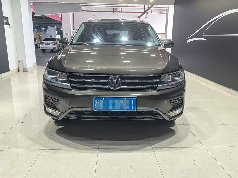 Volkswagen Tiguan L