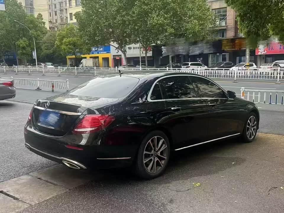 Mercedes-Benz E-class Mercedes-Benz E-class