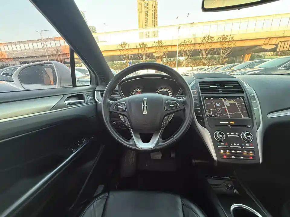 Lincoln MKC