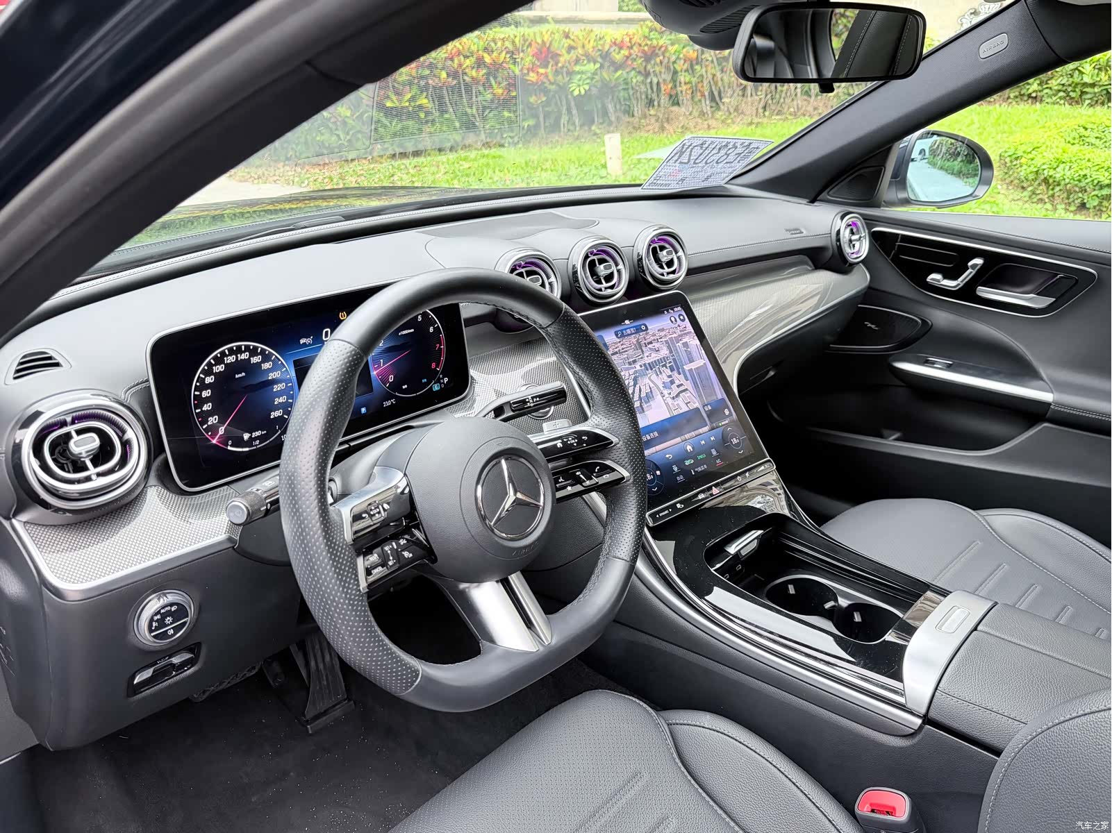 Mercedes-Benz C-Class, 2024 10