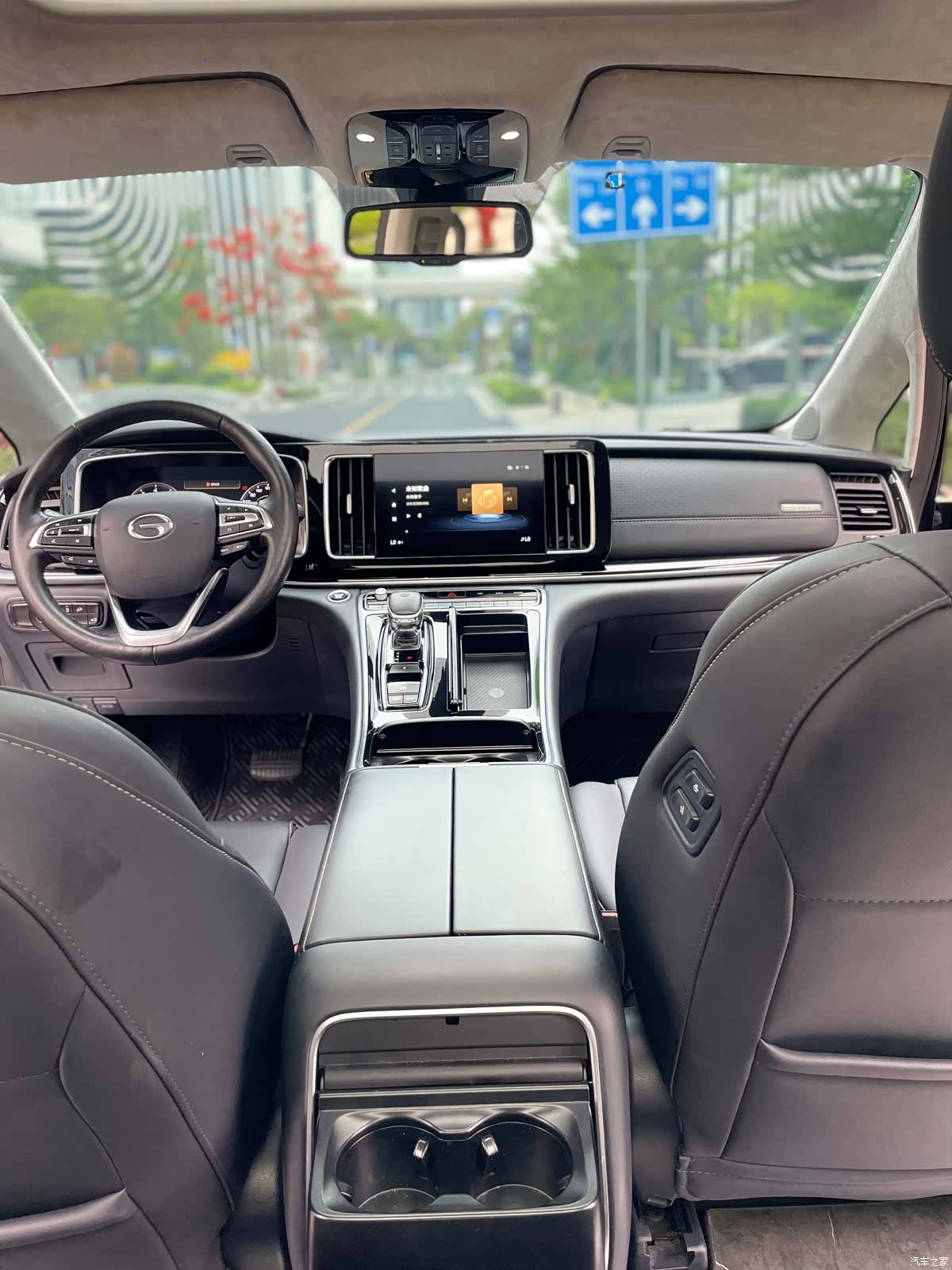 Trumpchi M8, 2023 32