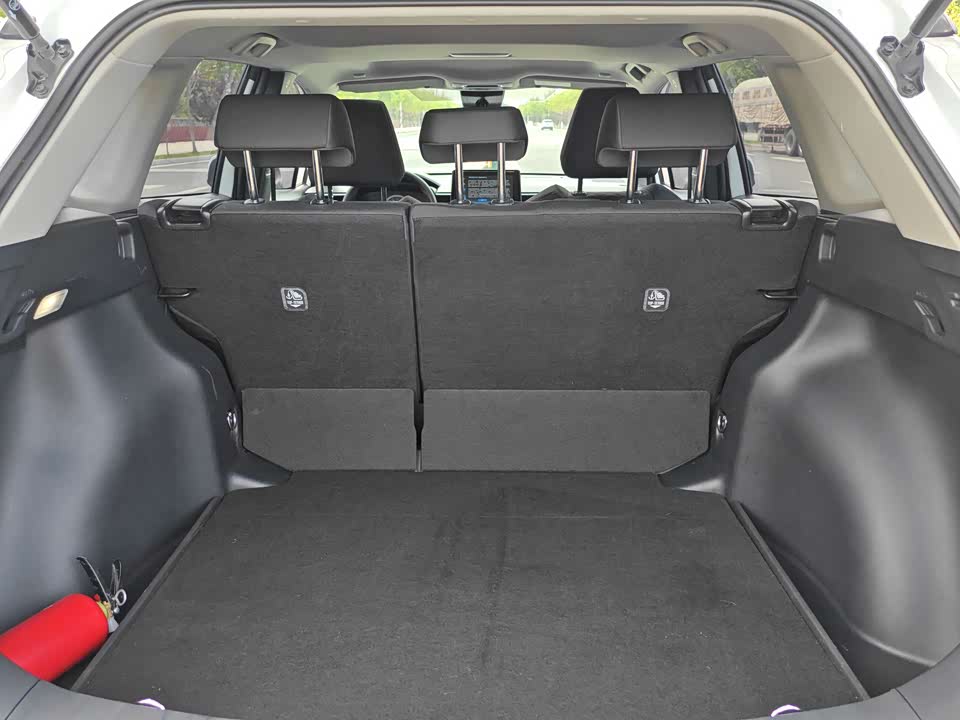 Toyota Corolla Sharp amplifier