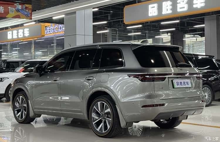 Li Auto ONE, 2022 3