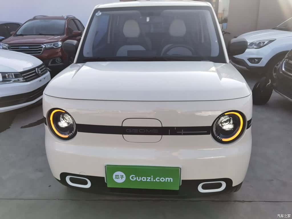 Geely Panda, 2025 3