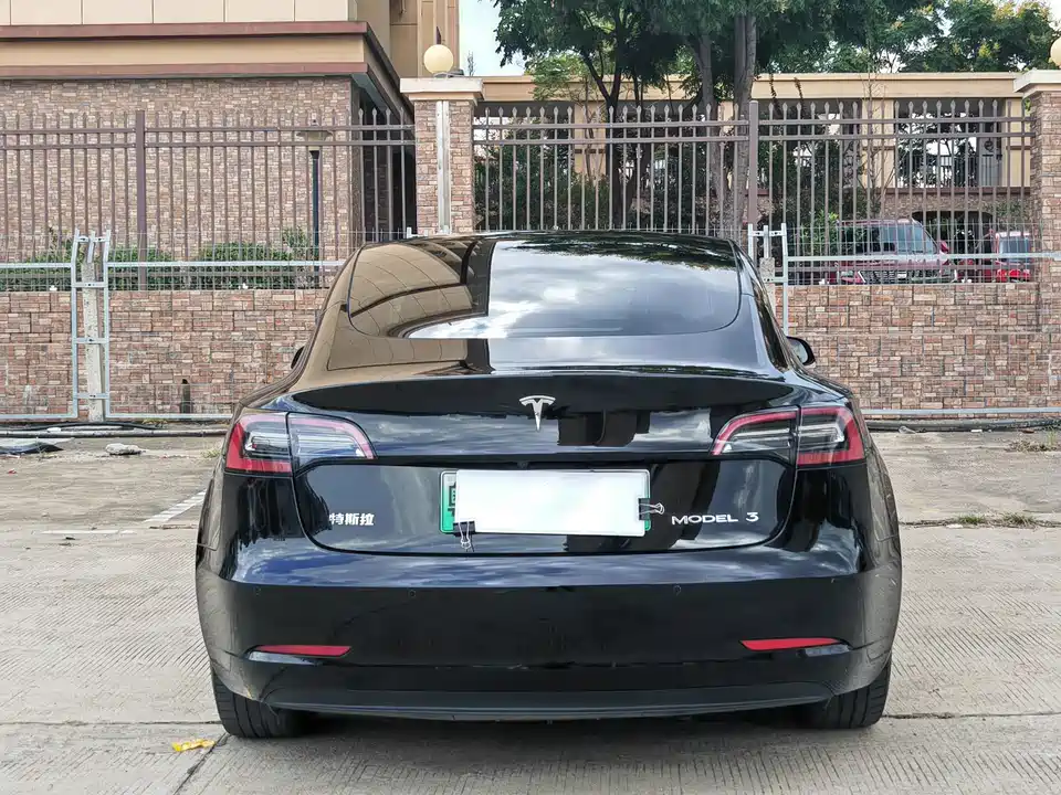 Tesla Model 3 Tesla Model 3