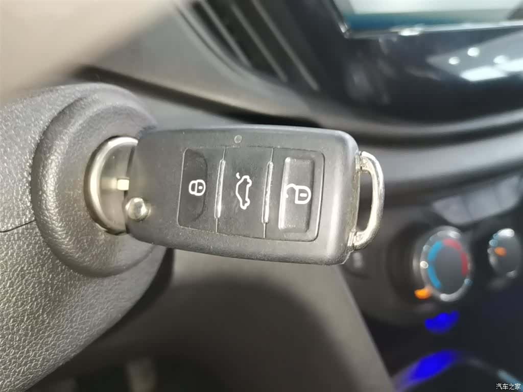 Chevrolet 320, 2019 9