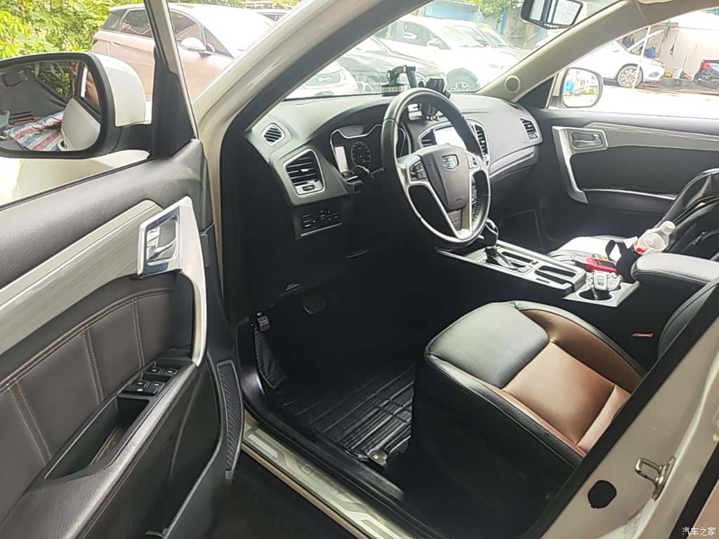 Geely X6, 2017 16