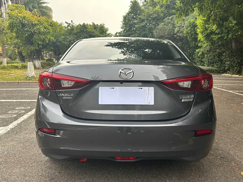 Mazda 3 Angkesaila