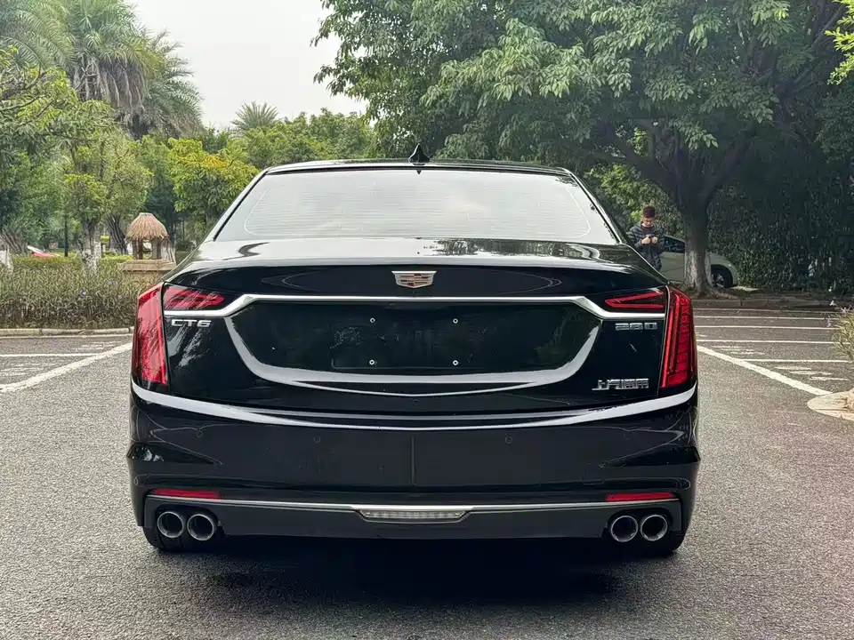 Cadillac CT6