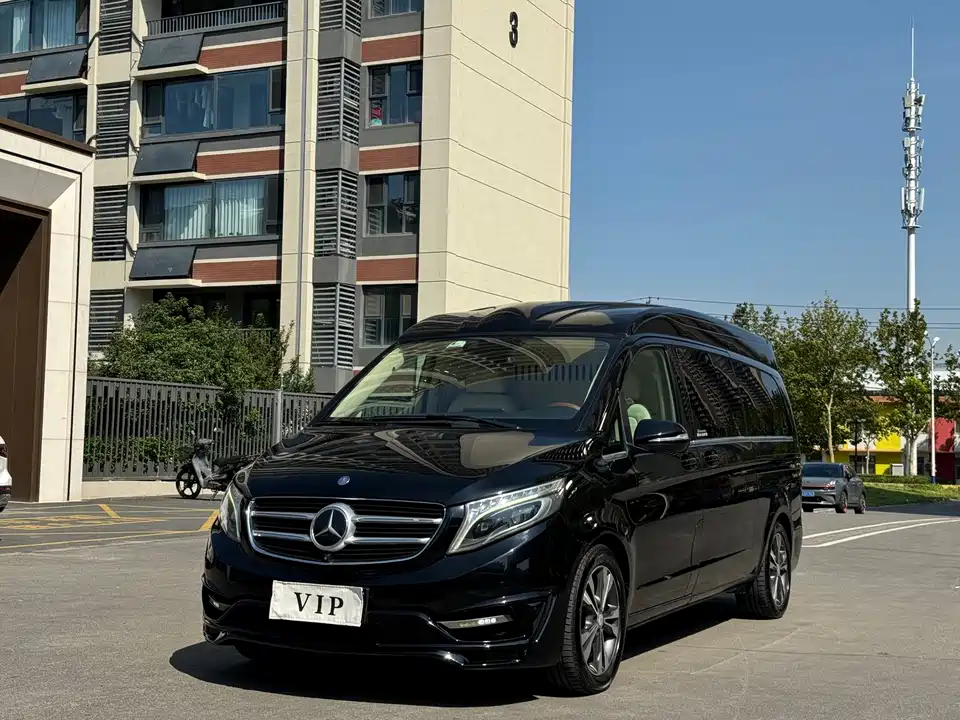 Mercedes-Benz V-class