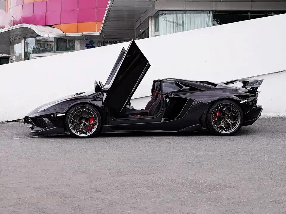 Lamborghini Aventador