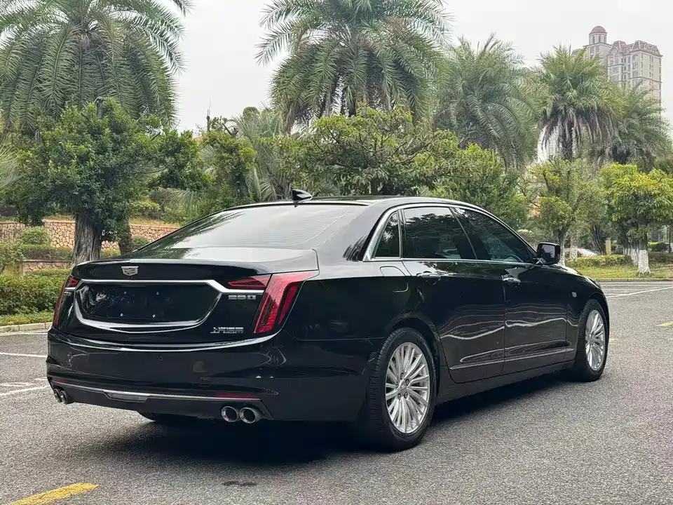 Cadillac CT6