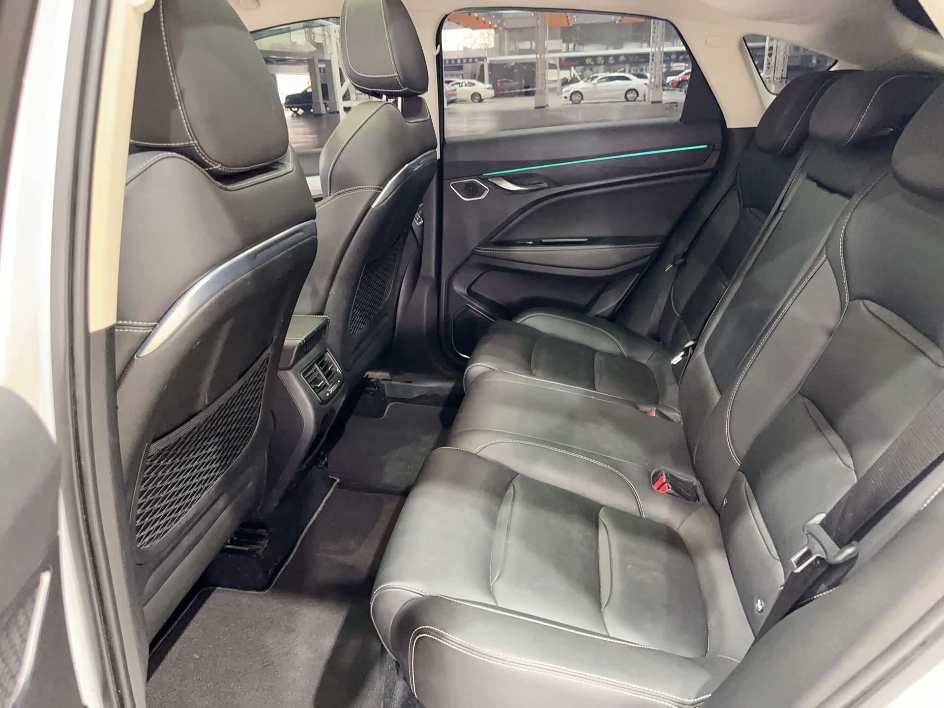 Geely Xingyue, 2020 15