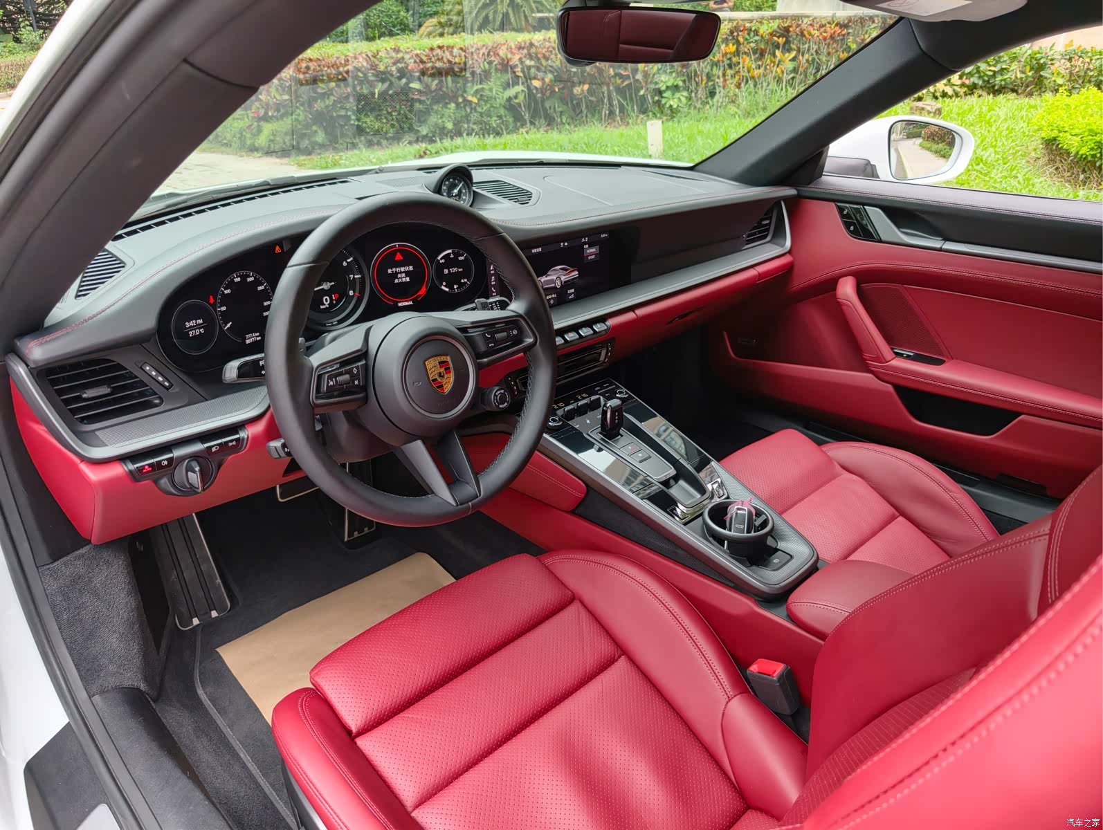 Porsche 911, 2021 13