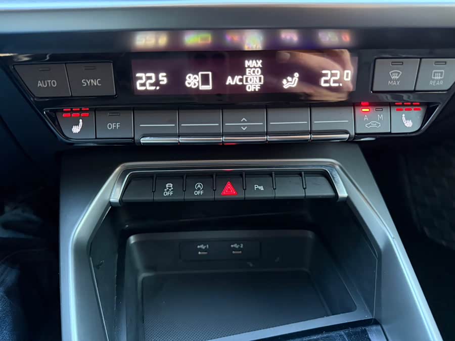 Audi A3 2022, фото 19