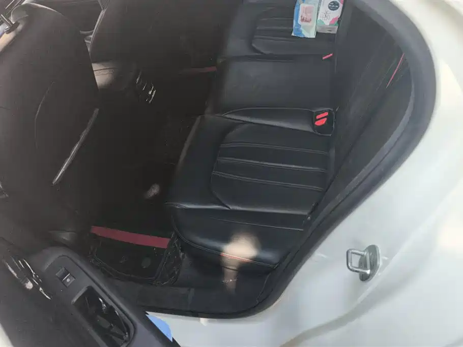 Trumpchi Shadow Leopard