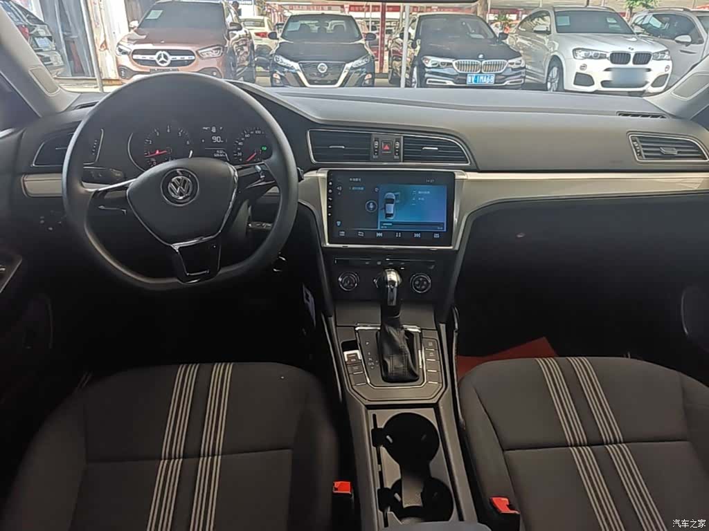 Volkswagen Lamando, 2018 10