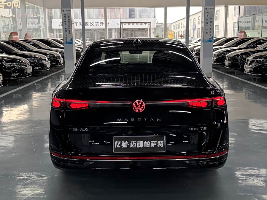 Volkswagen Magotan 2025, фото 8