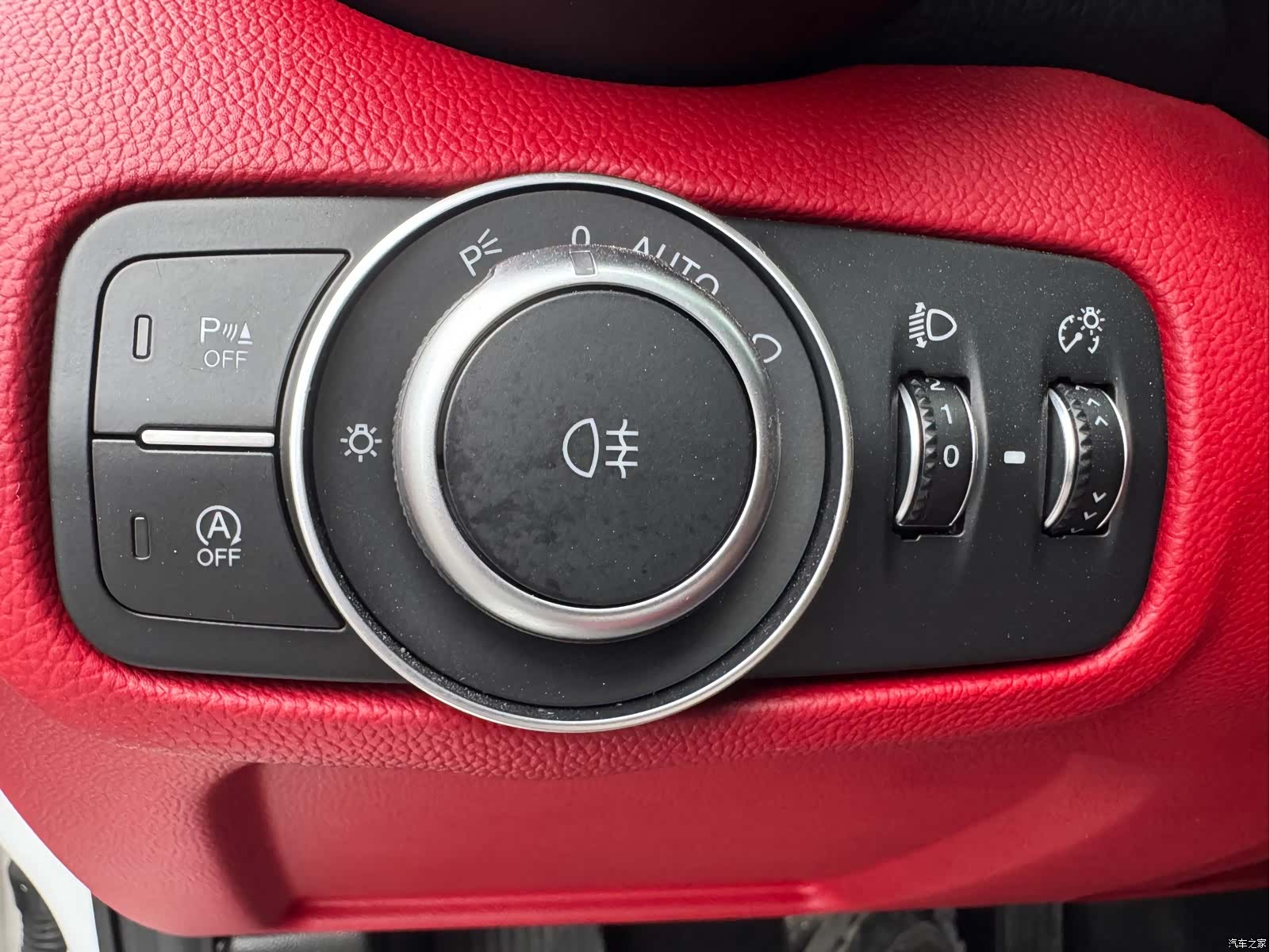 Alfa Romeo Giulia, 2017 14