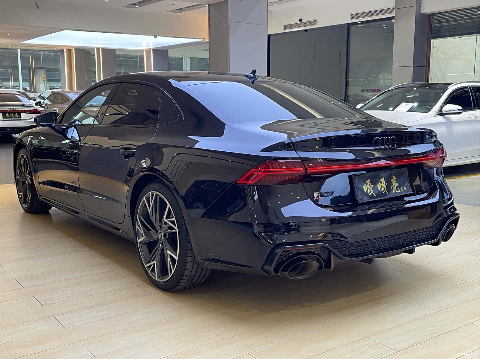 Audi A7L, 2022 9