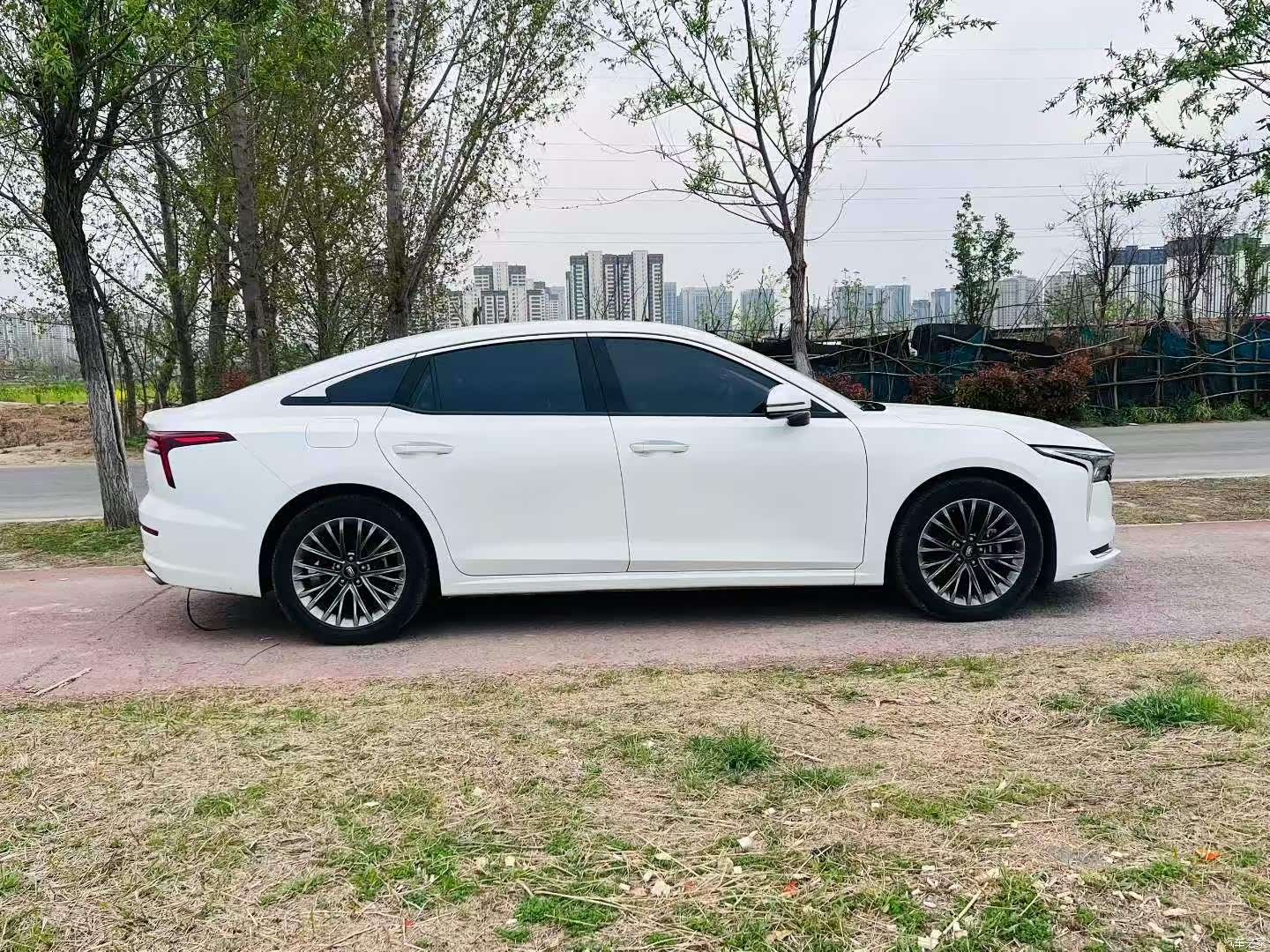 Bestune B70, 2023 все фото