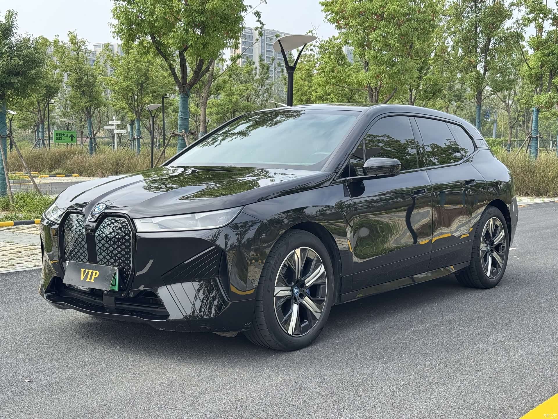 BMW iX, 2022 1