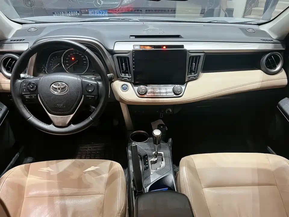 Toyota RAV4 Rongfang