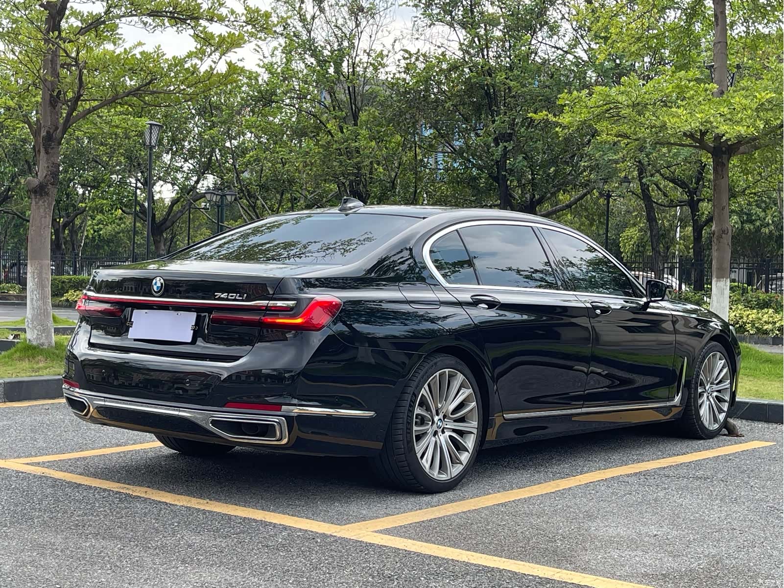 BMW 7 Series, 2021 4