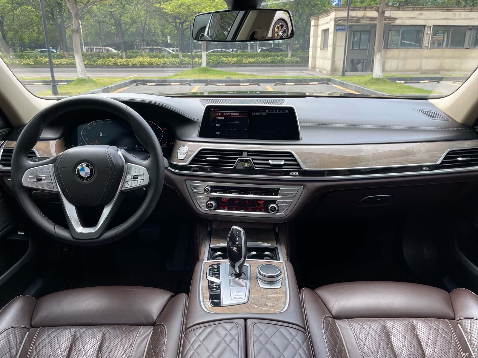 BMW 7 Series, 2021 16