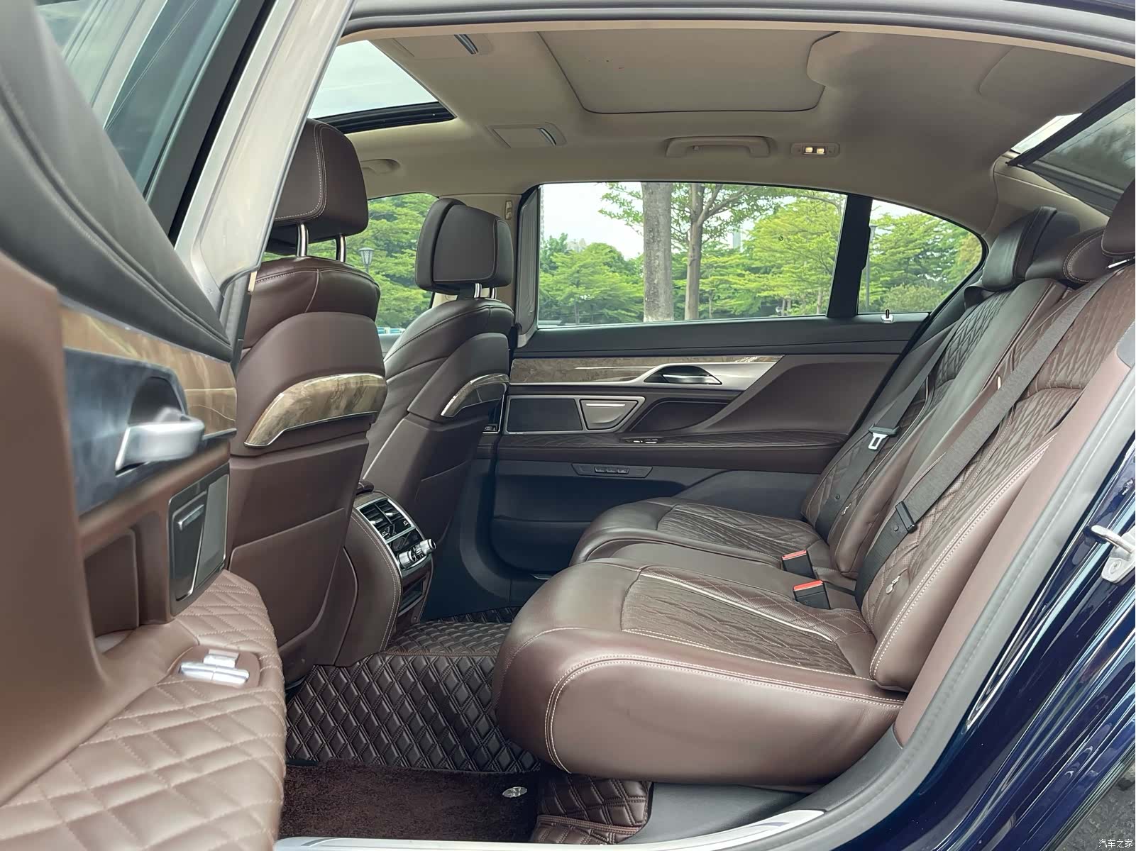 BMW 7 Series, 2021 13