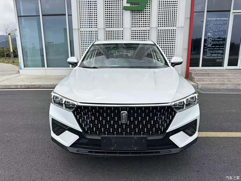 Bestune T77, 2019 23