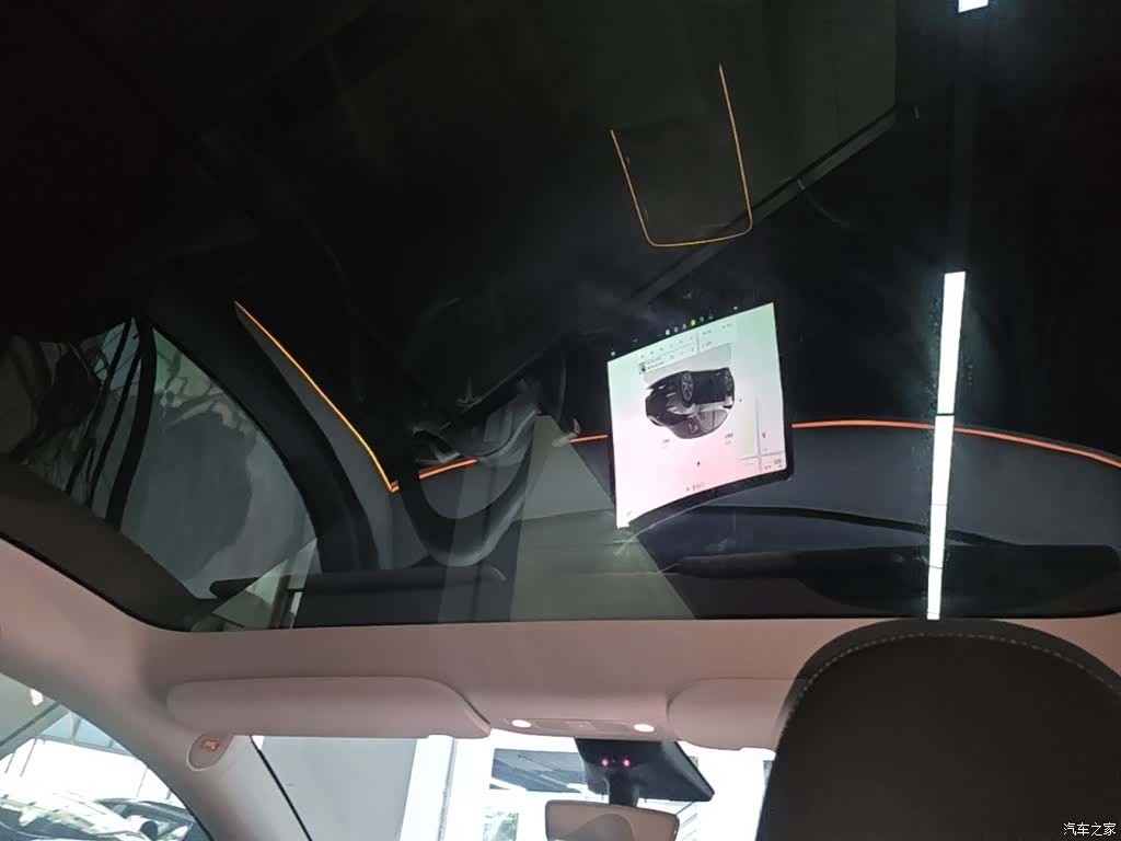 Tesla Model Y, 2024 18