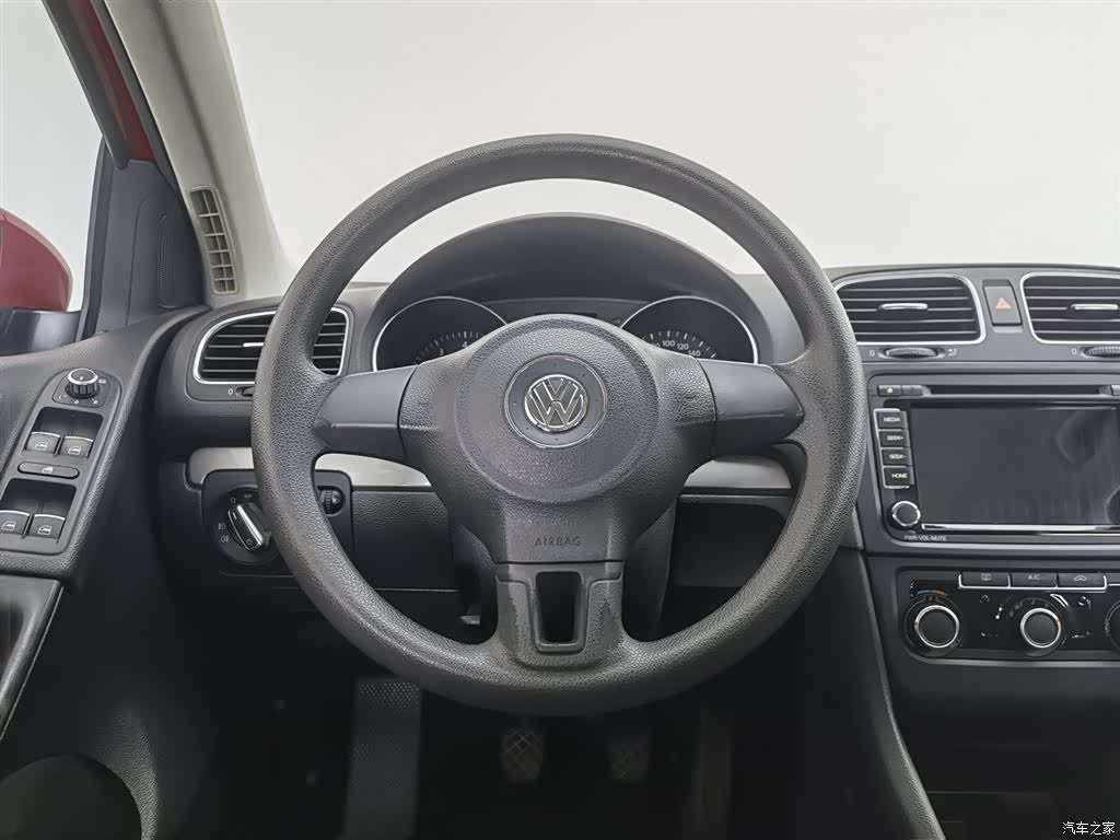 Volkswagen Golf, 2013 11