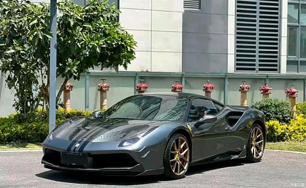 Ferrari 488, 2018 1