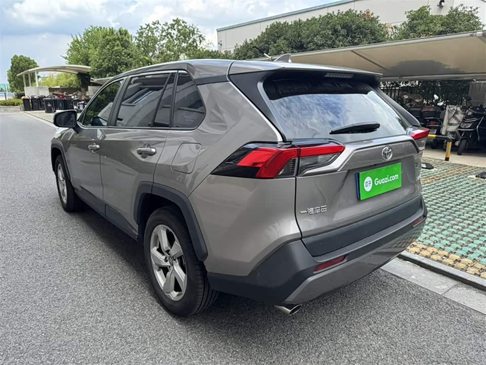 Toyota RAV4 Rongfang