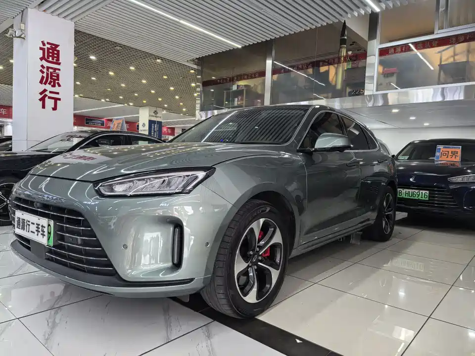 AITO Ask the world M5