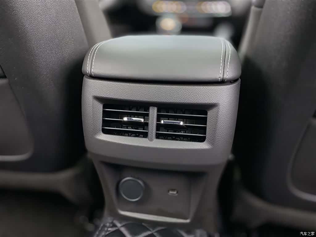 Cadillac CT5, 2024 23