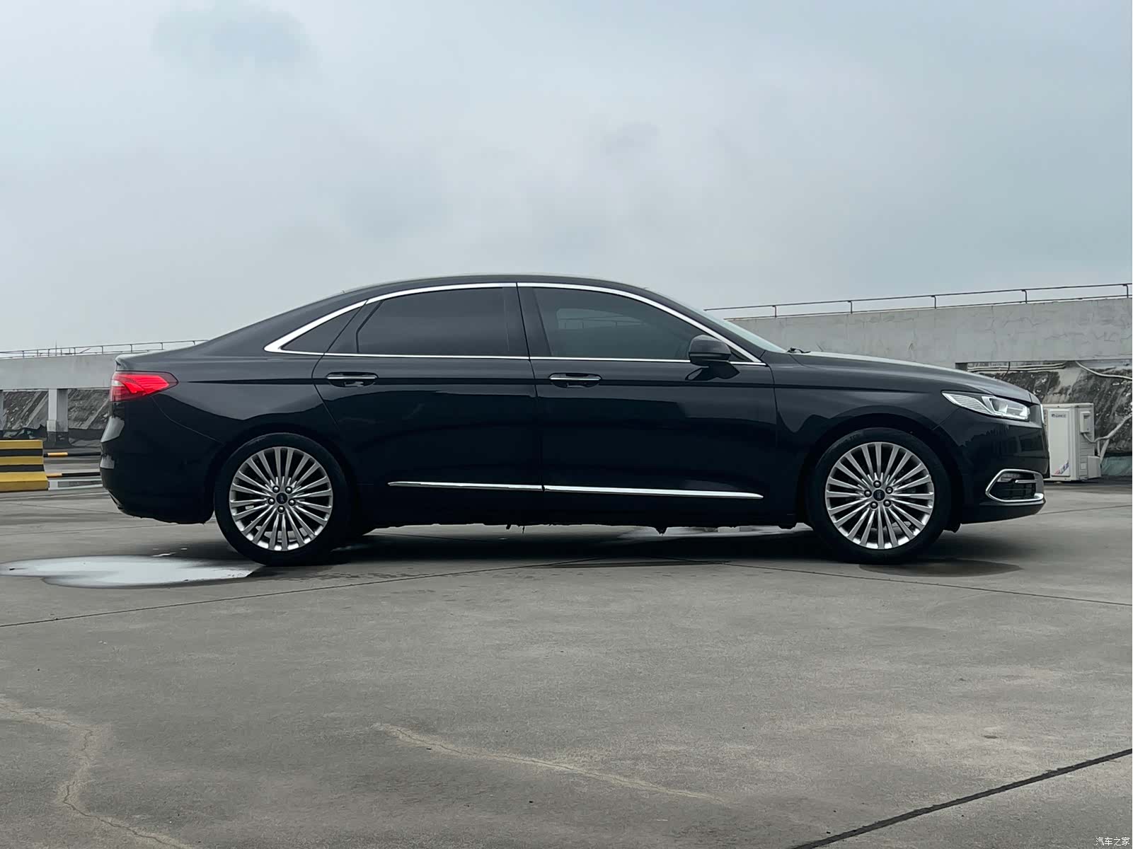 Ford Taurus, 2016 4