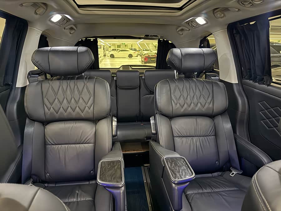 Honda Elysion 2019, фото 19