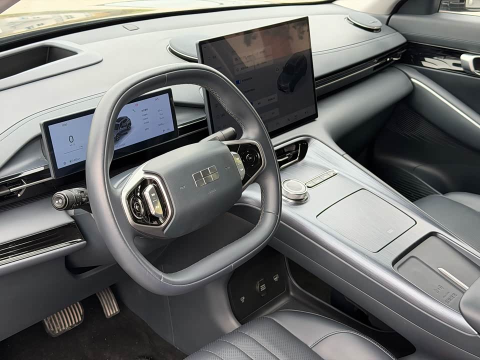 Geely Galaxy Galaxy E5